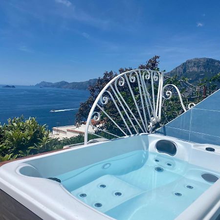 Apartmán Il Profumo Dei Fiori Praiano Exteriér fotografie