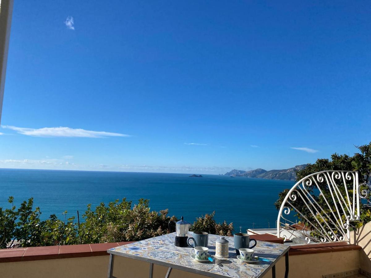 Apartmán Il Profumo Dei Fiori Praiano Exteriér fotografie