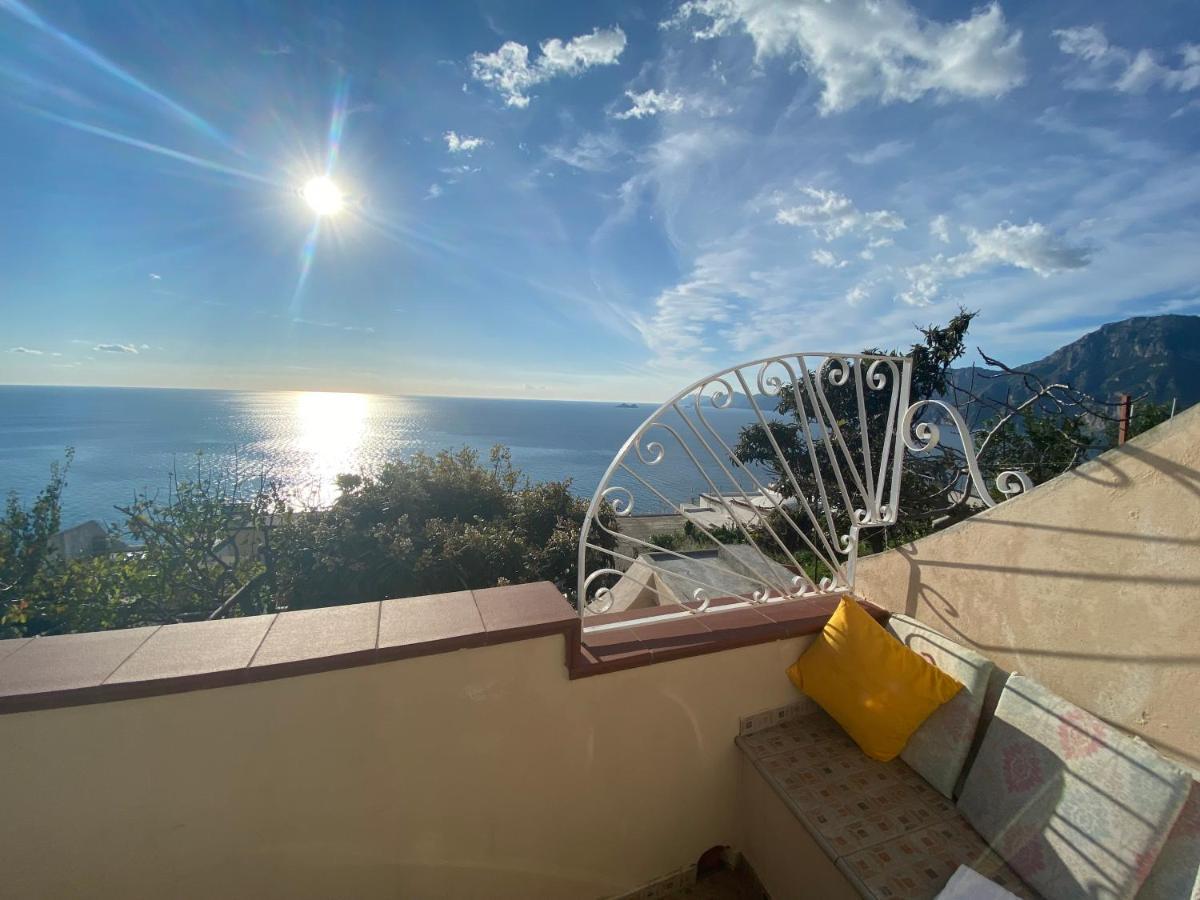 Apartmán Il Profumo Dei Fiori Praiano Exteriér fotografie