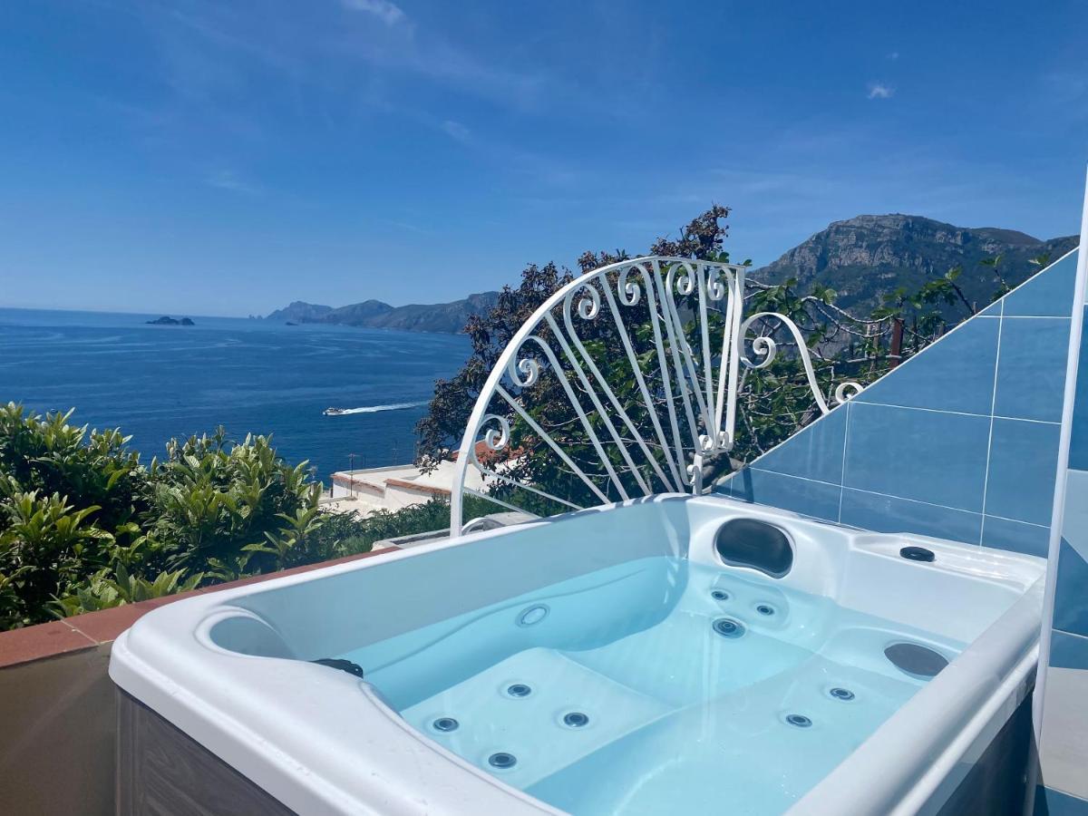 Apartmán Il Profumo Dei Fiori Praiano Exteriér fotografie
