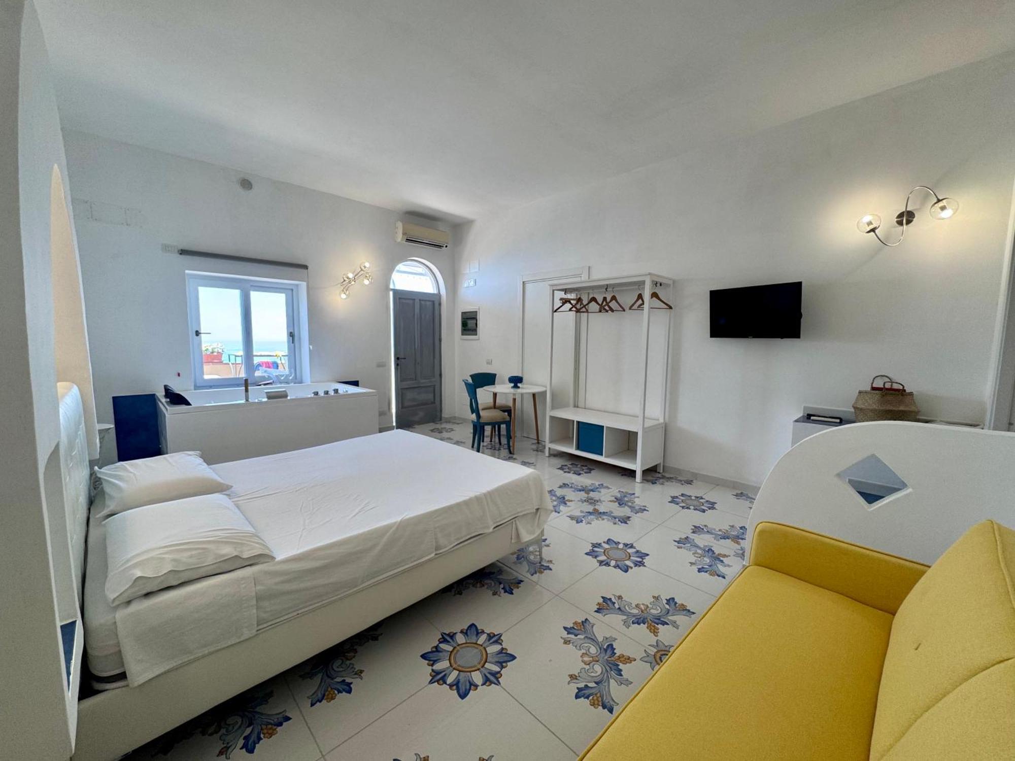 Apartmán Il Profumo Dei Fiori Praiano Exteriér fotografie